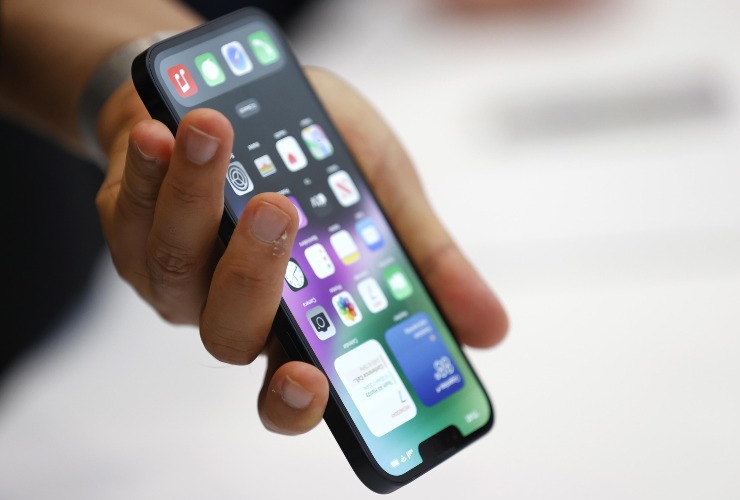 iPhone 14 Pro Max, iPhone !4 Pro e iPhone 14 sono ai primi posti della classifica degli smartphone più venduti del 2023