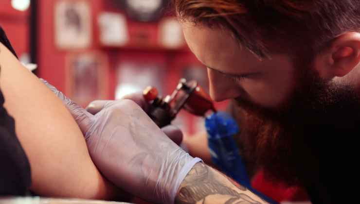 tatuaggio flash: tutto ciò che c'è da sapere