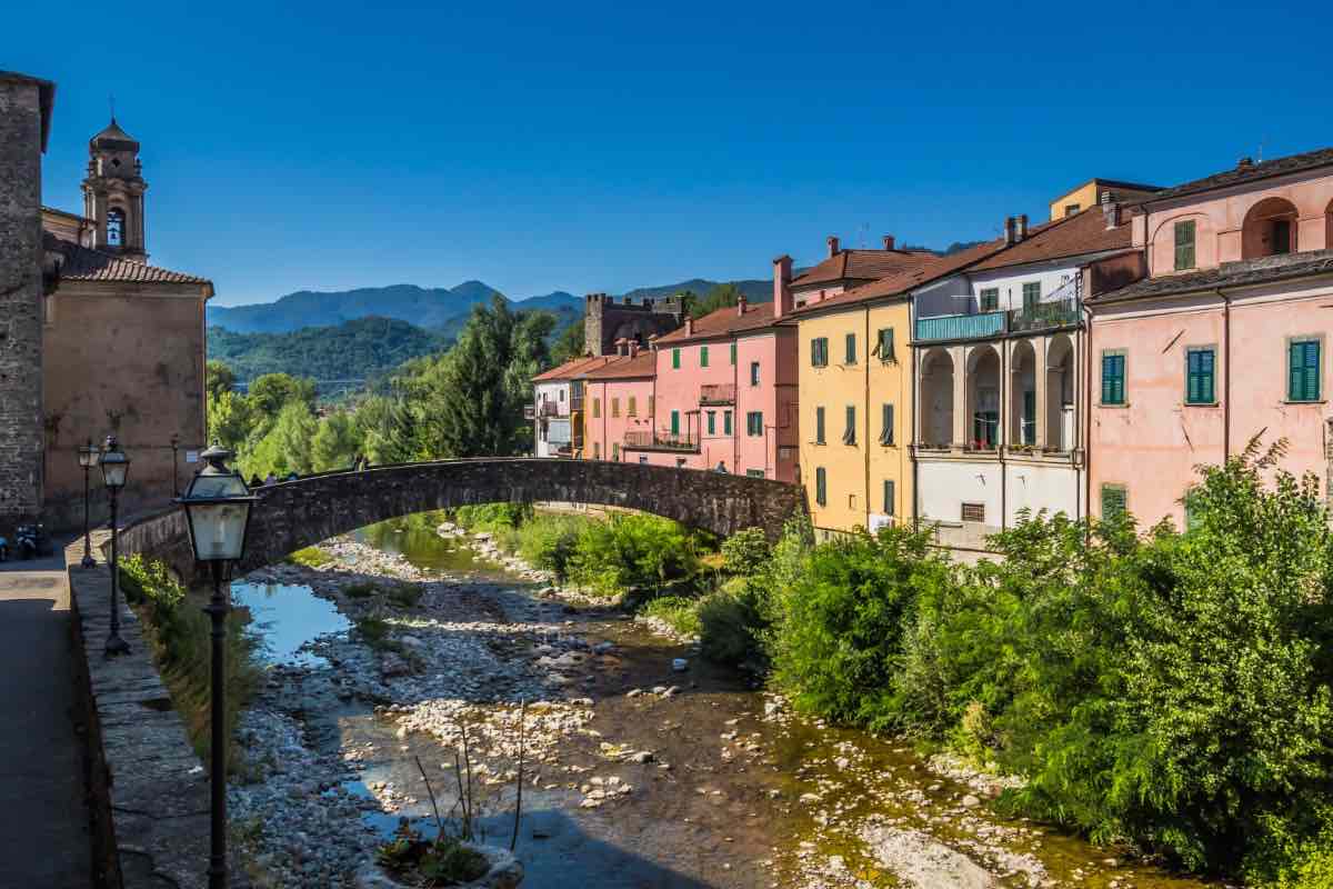 Borgo italiano Lupo Mannaro