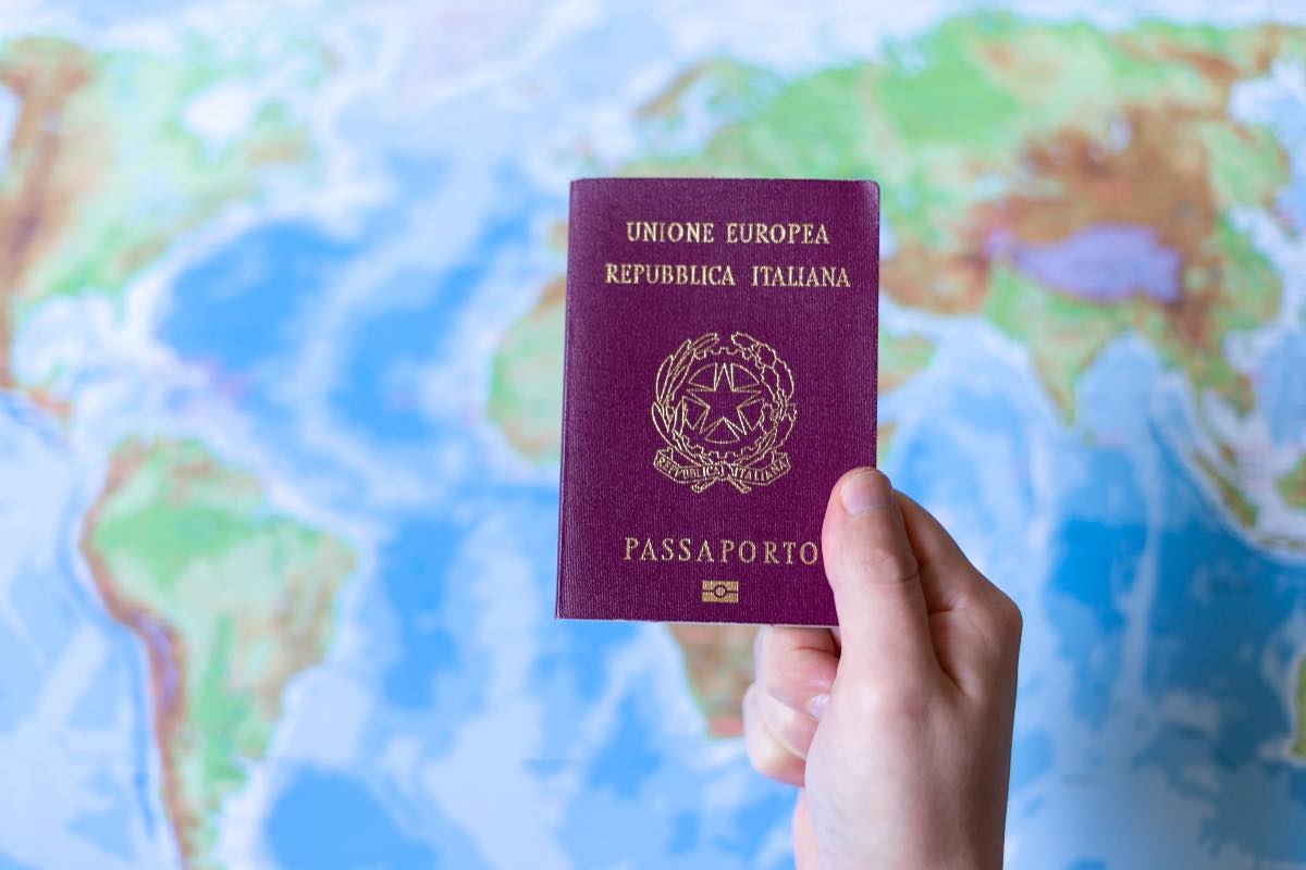 Passaporti in 15 giorni