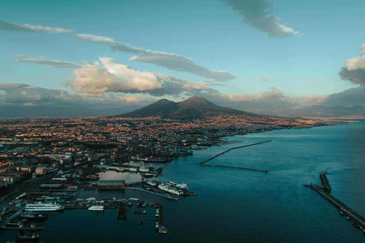 Ascensore spettacolare a Napoli