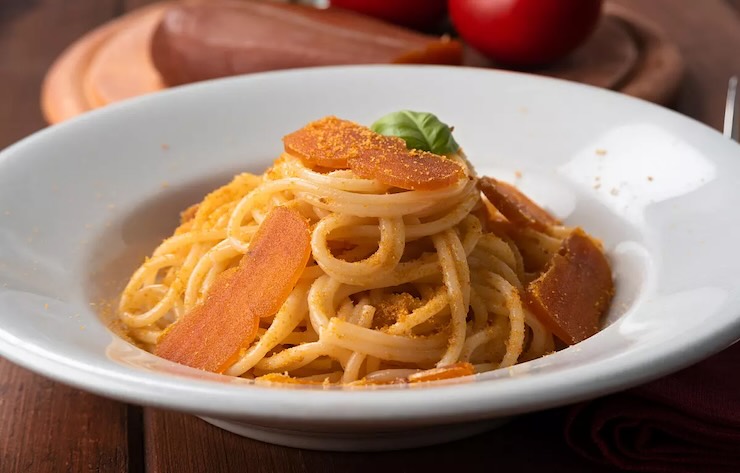 Spaghetti con bottarga