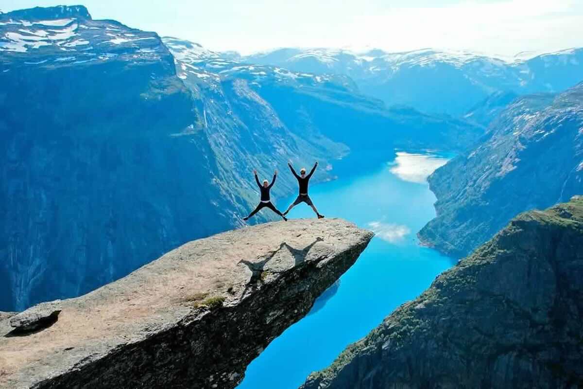 Trolltunga in Norvegia