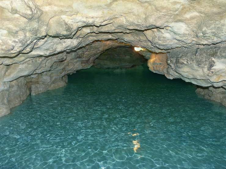 Grotte mare cristallino