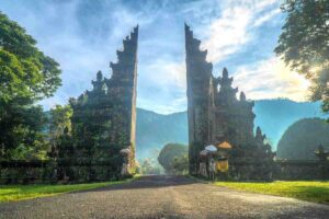 Stop al turismo a Bali